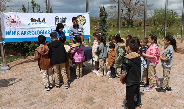 Ahlat'ta 'Müzeler Haftası' kutlandı