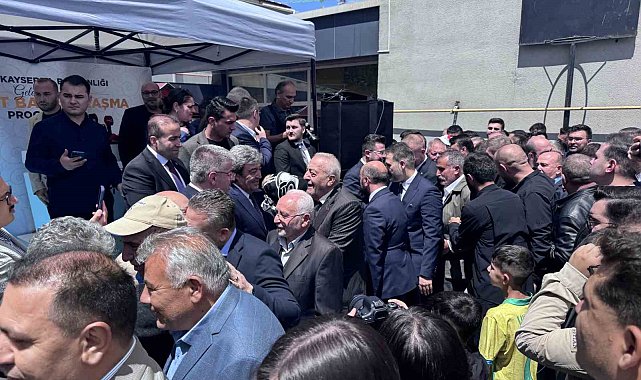 AK Parti Kayseri İl Teşkilatı bayramlaştı