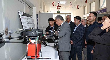 Aksu Uçak Bakım Lisesi'nde bilim fuarı açıldı