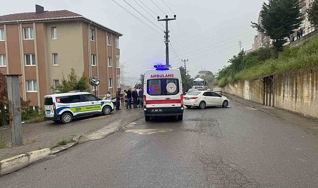Alaplı'da motosiklet kazası kamerada: 1 yaralı