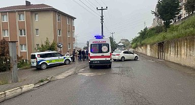 Alaplı'da motosiklet kazası kamerada: 1 yaralı