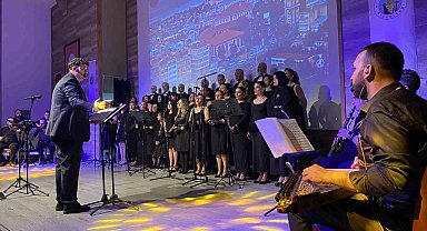 Alaşehir'de 'İstanbul Şarkıları' rüzgarı