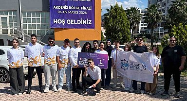 ALKÜ'lü genç tiyatrocular bölge finallerinde şampiyon olup yarı finale yükseldi