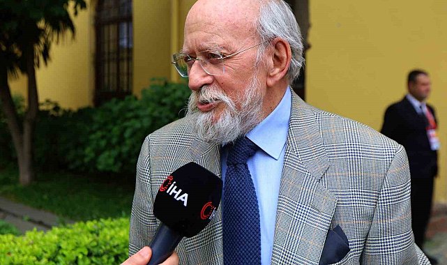 Alp Yalman: "Dursun Özbek'in yeri ayrı"