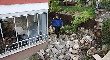 Amasya'da duvar yıkıldı, gürültüyü duyanlar deprem sandı