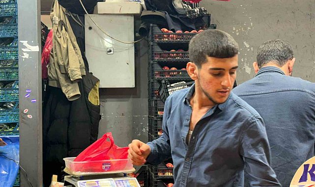 Ankara'da bayram öncesi alışveriş yoğunluğu Ulus Hali'ne de yansıdı