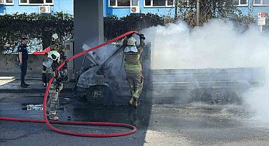 Ankara'da kamyonet yangını
