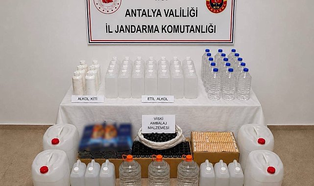 Antalya'da 160 litre etil alkol ele geçirildi