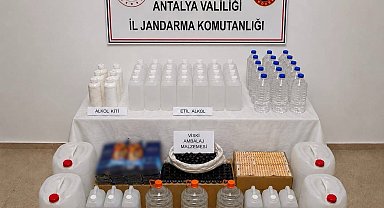 Antalya'da 160 litre etil alkol ele geçirildi