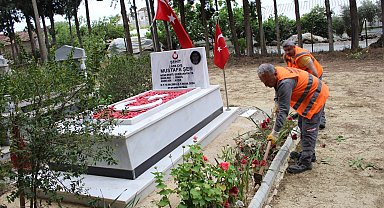 Antalya'da mezarlıklar bayram ziyaretine hazır