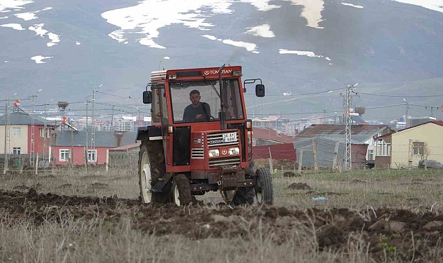 Ardahan'da buğday ve arpa ekimi başladı