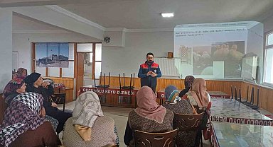 Arpaçay'da kadın üreticilere kaz yetiştiriciliği eğitimi