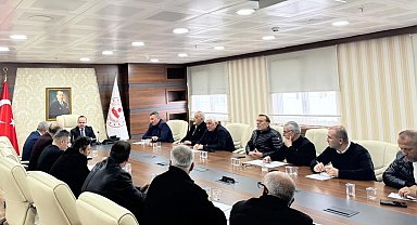 Artvin Hopa'da Köylere Hizmet Götürme Birliği toplandı