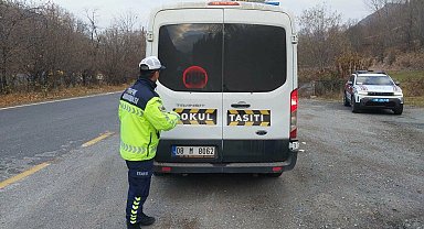 Artvin'de okul çevreleri ve servislerde güvenlik denetimi