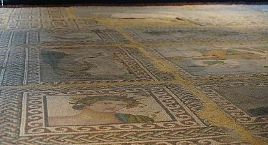 Aşil ve Thetis'in yer aldığı Amisos Mozaiği Samsun Müzesinde sergileniyor