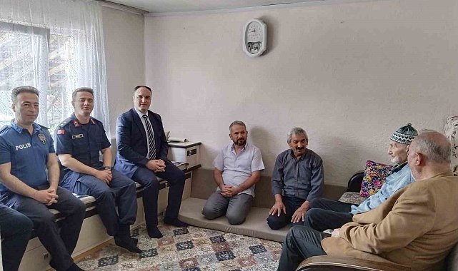 Aslanapa'da şehit aileleri ve gazilere bayram ziyareti