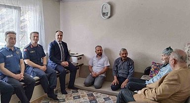Aslanapa'da şehit aileleri ve gazilere bayram ziyareti