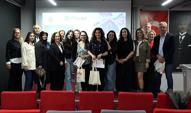 Atakum'da 'Değişen Dünyada Aile Olmak' konulu seminer