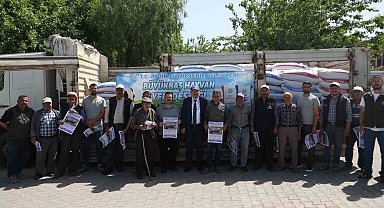 Aydın Büyükşehir'den Didim'de üreticilere yem desteği