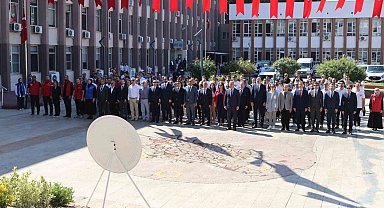 Aydın'da Gençlik Haftası, çelenk töreniyle başladı