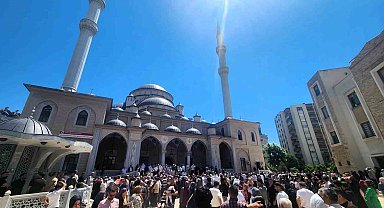 Aydın'da hacı adayları dualarla uğurlandı