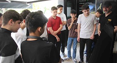 Aydın'da Narkotik Eğitim Tırı'na gençlerden yoğun ilgi