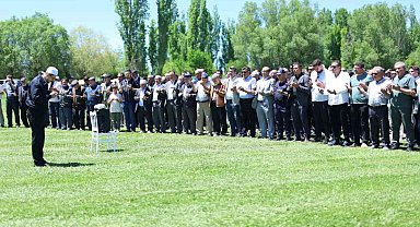 Ayvalı Mahallesi'nde yağmur ve şükür duası yapıldı