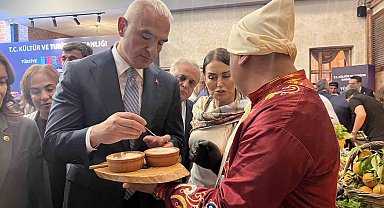 Bakan Ersoy: "Turistler artık gastronomi için rota belirliyor"