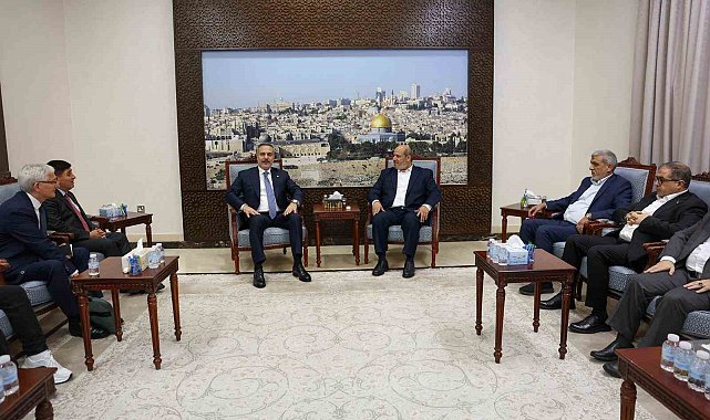 Bakan Fidan, Katar Başbakan Yardımcısı ve Savunma Bakanı Al Thani ile bir araya geldi