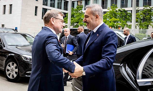 Bakan Fidan: "İsrail'in Küresel Sumud Filosu'na müdahalesi korsanlıktır"
