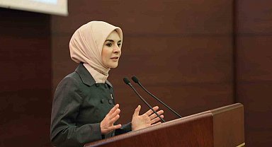 Bakan Göktaş: "Yaşlılık alanındaki çalışmalarımızı, geleceğin Türkiye'sini hazırlayan stratejik bir politika alanı olarak ele alıyoruz"