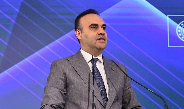 Bakan Kacır: "Milli hava-hava füzelerimiz harp başlıklı atış testlerini başarıyla tamamlayarak doğrulama sürecini geride bıraktı"