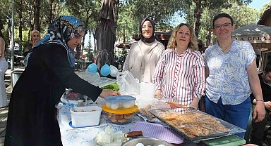 Balıkesir'de Çölyaklılar geleneksel kahvaltıda buluştu