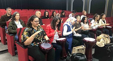 Balıkesir'de öğretmenlerden ritim şov