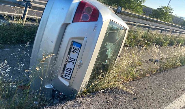 Balıkesir'de trafik kazası: Araçta mahsur kalan 1 kişi kurtarıldı