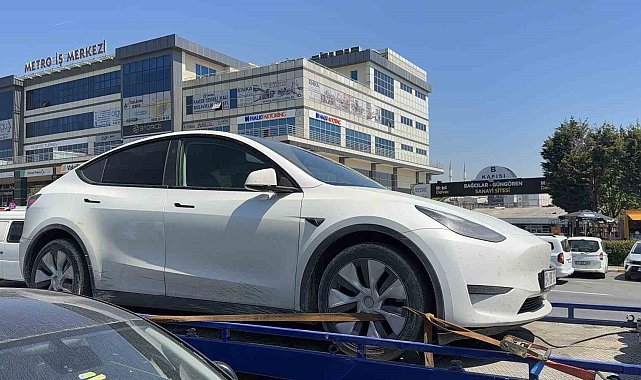 Başakşehir'de park ettiği aracından inerken silahlı saldırıya uğradı