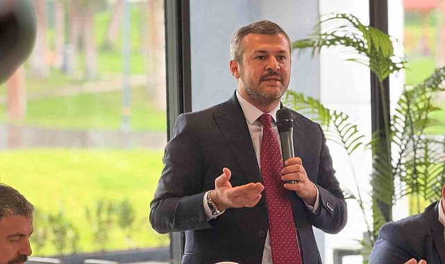 Başkan Çetinkaya'dan ücretsiz ulaşım ve park vurgusu