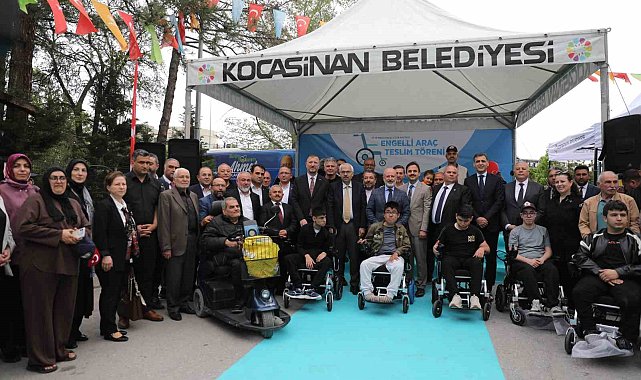Başkan Çolakbayrakdar: "Engelli vatandaşlarımız bizin için ayrıcalıktır"