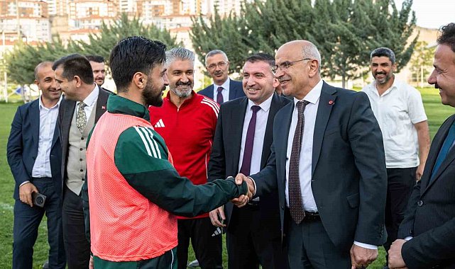 Başkan Er'den Malatya Yeşilyurtspor'a moral ziyareti