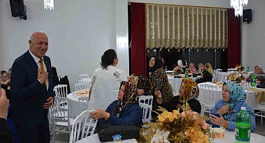 Başkan Kumral, Babadağlıları anneleri ağırladı