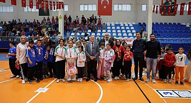 Başkan Özdoğan: Hacılar'da gençlik var, spor var, festival var"