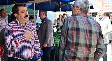 Başkan yılmaz esnaf ve vatandaşla bayramlaştı
