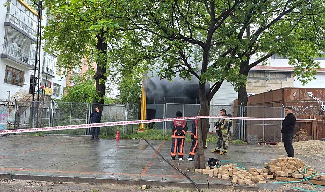 Başkent'te trafo yangını paniğe neden oldu