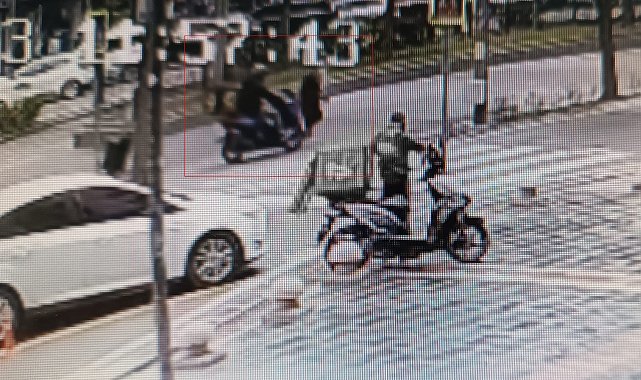 Batman'da motosikletin yayaya çarpma anı kamerada