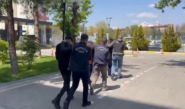 Batman'da silah operasyonu: 13 tabanca ele geçirildi