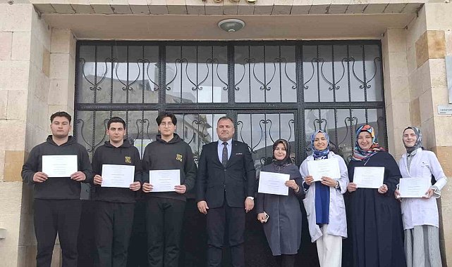 Bayburt Lisesinin Erasmus kafilesi İtalya'dan döndü