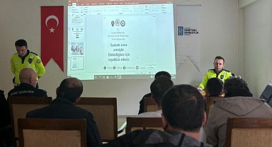 Bayburt'ta yükümlülere trafik güvenliği eğitimi verildi
