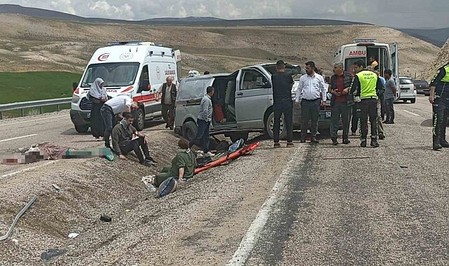 Bayram tatili yolunda feci kaza: 1 ölü, 8 yaralı