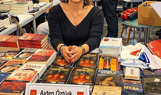 Bayram ziyaretine giden Yazar Ayten Öztürk bıçaklanarak öldürüldü