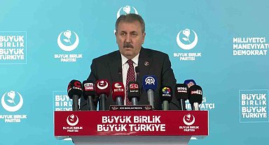 BBP Genel Başkanı Destici: "Türkiye kendi ilacını, aşısını önemli ölçüde üretebilen bir ülke konumuna gelecektir"